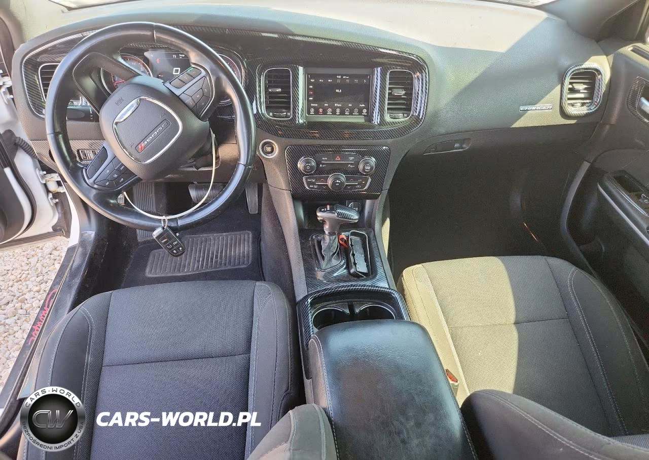 2019 Dodge Charger Sxt VIN:2C3CDXBG5KH721082 - 8