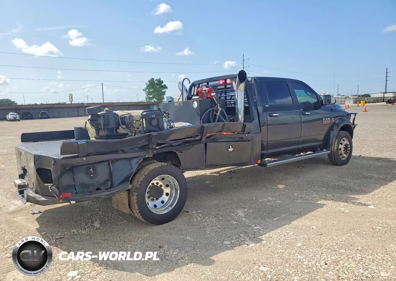 2018 Ram 5500 VIN:3C7WRNFL2JG322380 - 3