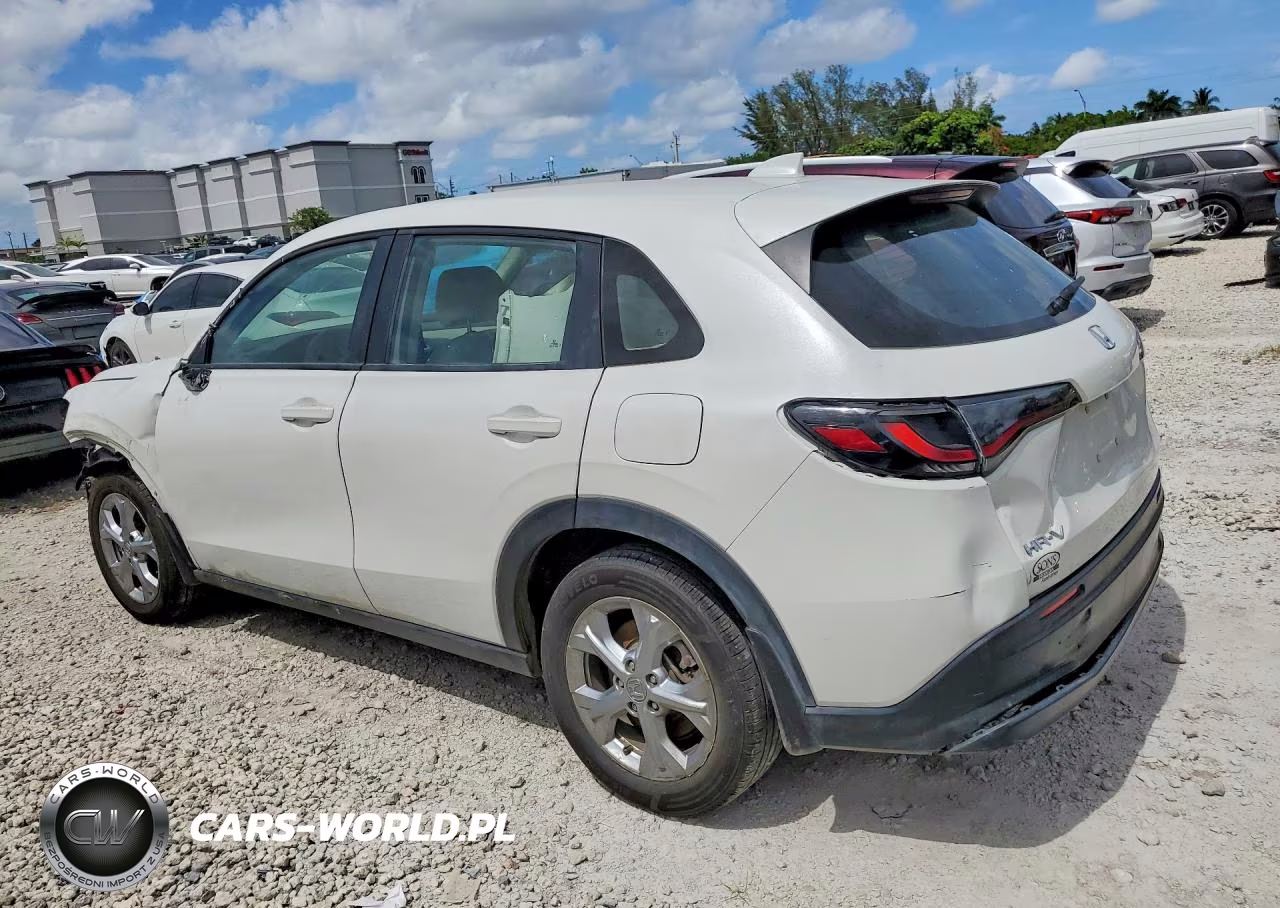 2025 Honda Hr-V Lx VIN:3CZRZ1H38SM704572 - 2