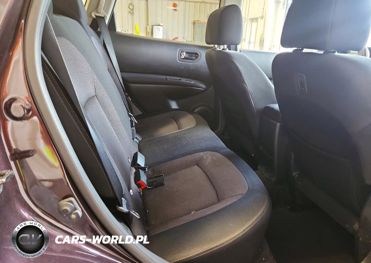 2011 Nissan Rogue S VIN:JN8AS5MVXBW301218 - 11