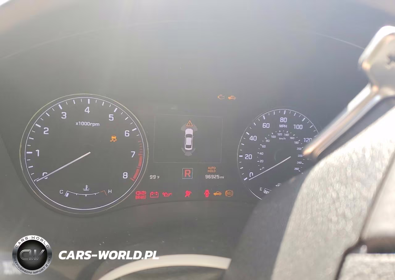 2017 Genesis G80 3.8 VIN:KMHGN4JE8HU175405 - 9