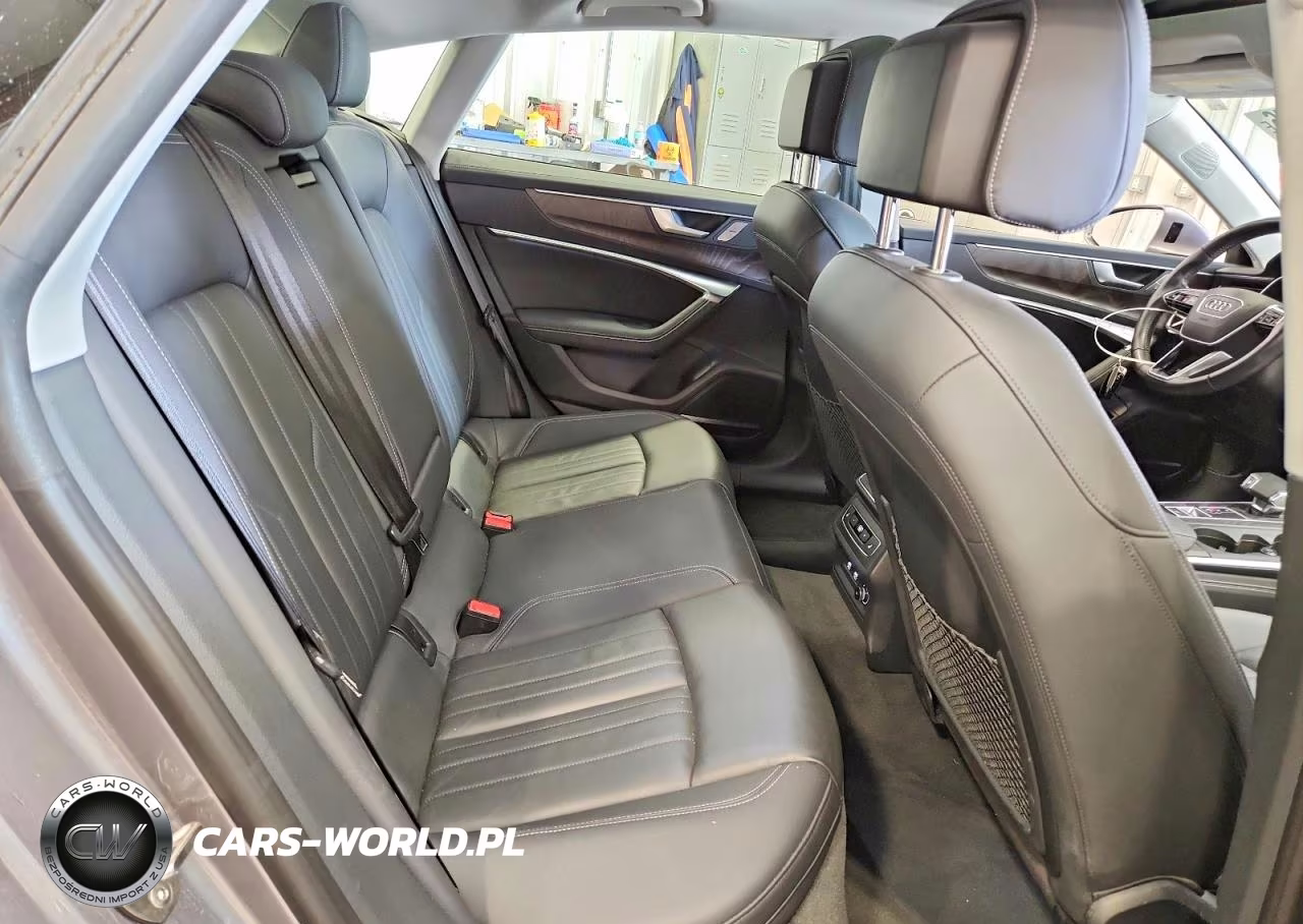 2019 Audi A7 Premium Plus VIN:WAUR2AF22KN029390 - 10