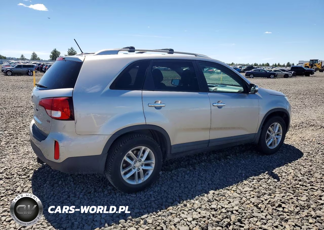 2014 Kia Sorento Lx VIN:5XYKT4A79EG485954 - 3