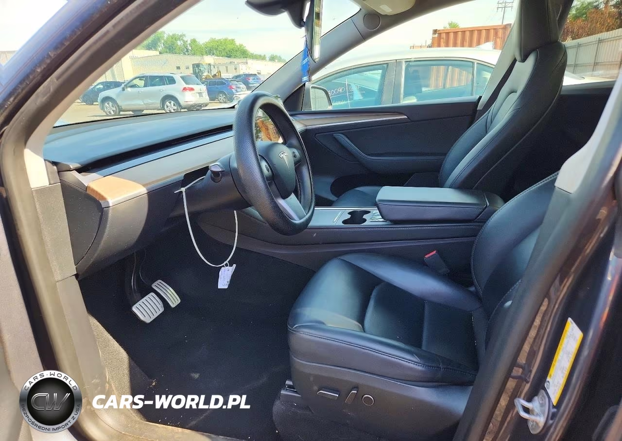2023 Tesla Model Y VIN:7SAYGDEF8PF948468 - 7