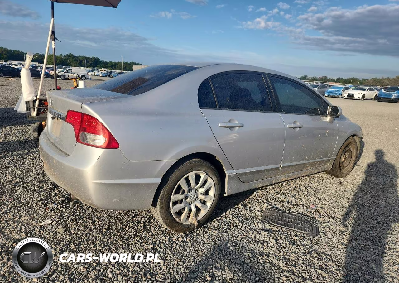 2010 Honda Civic Lx VIN:2HGFA1F50AH577142 - 3