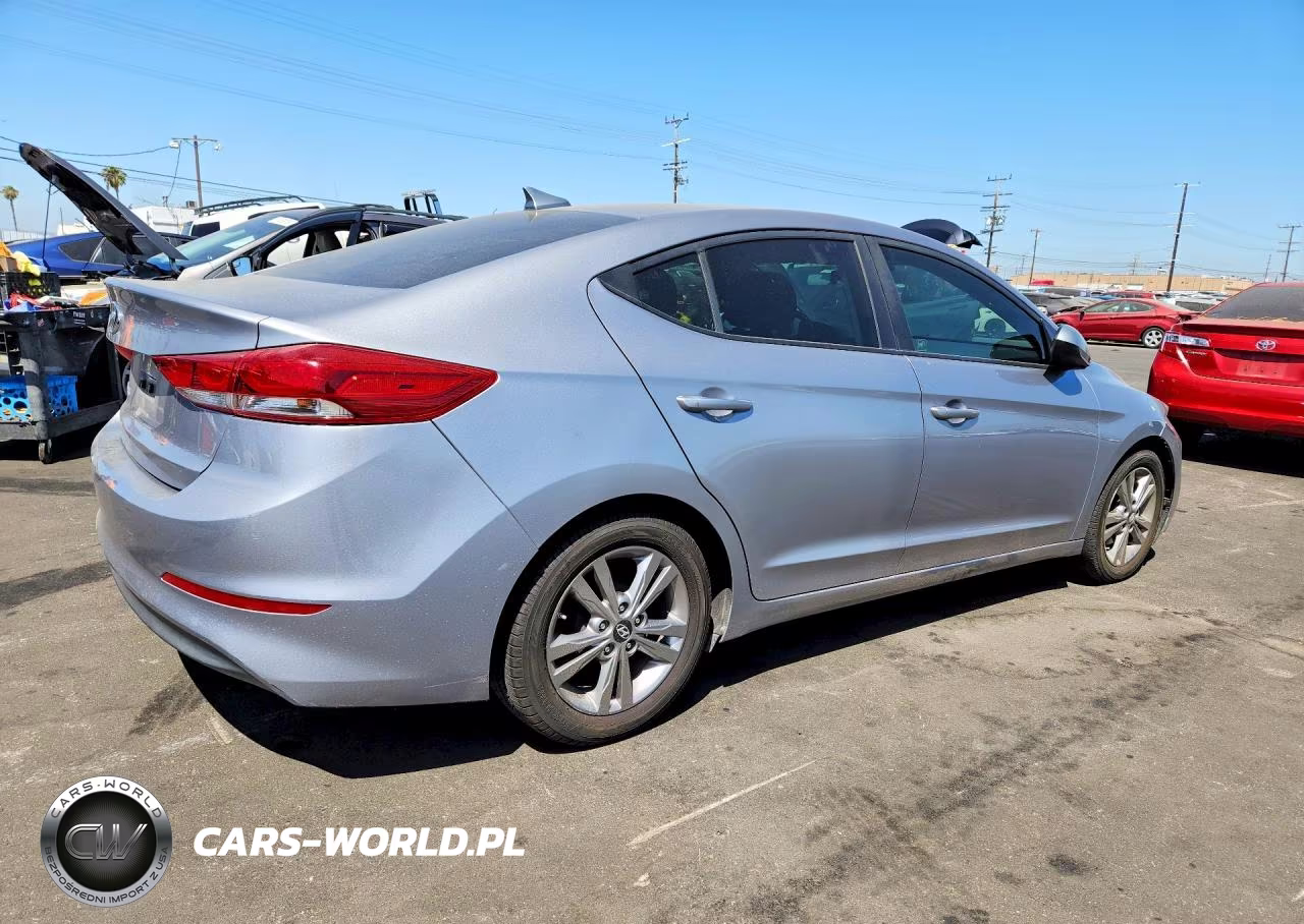 2017 Hyundai Elantra Se VIN:5NPD84LF7HH024991 - 3