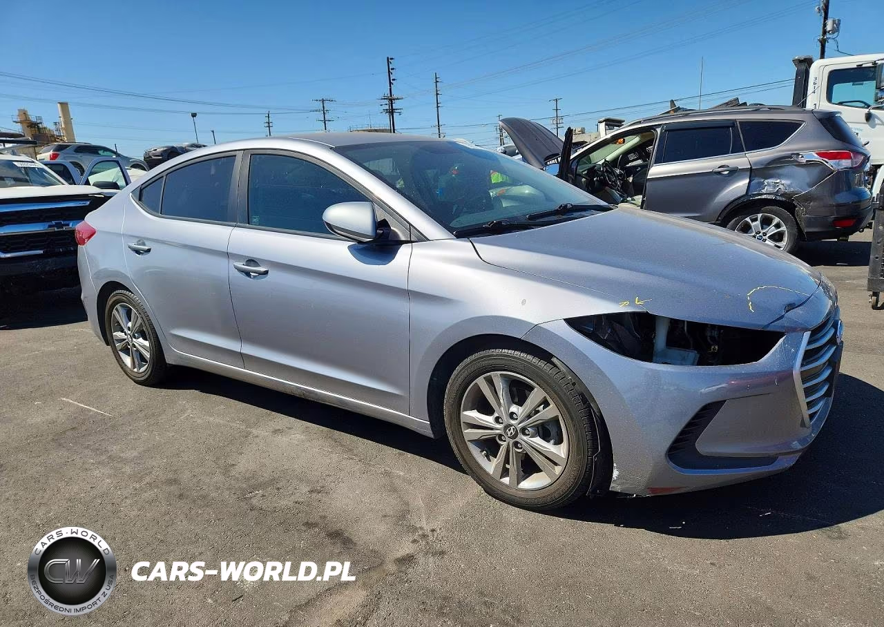 2017 Hyundai Elantra Se VIN:5NPD84LF7HH024991 - 4