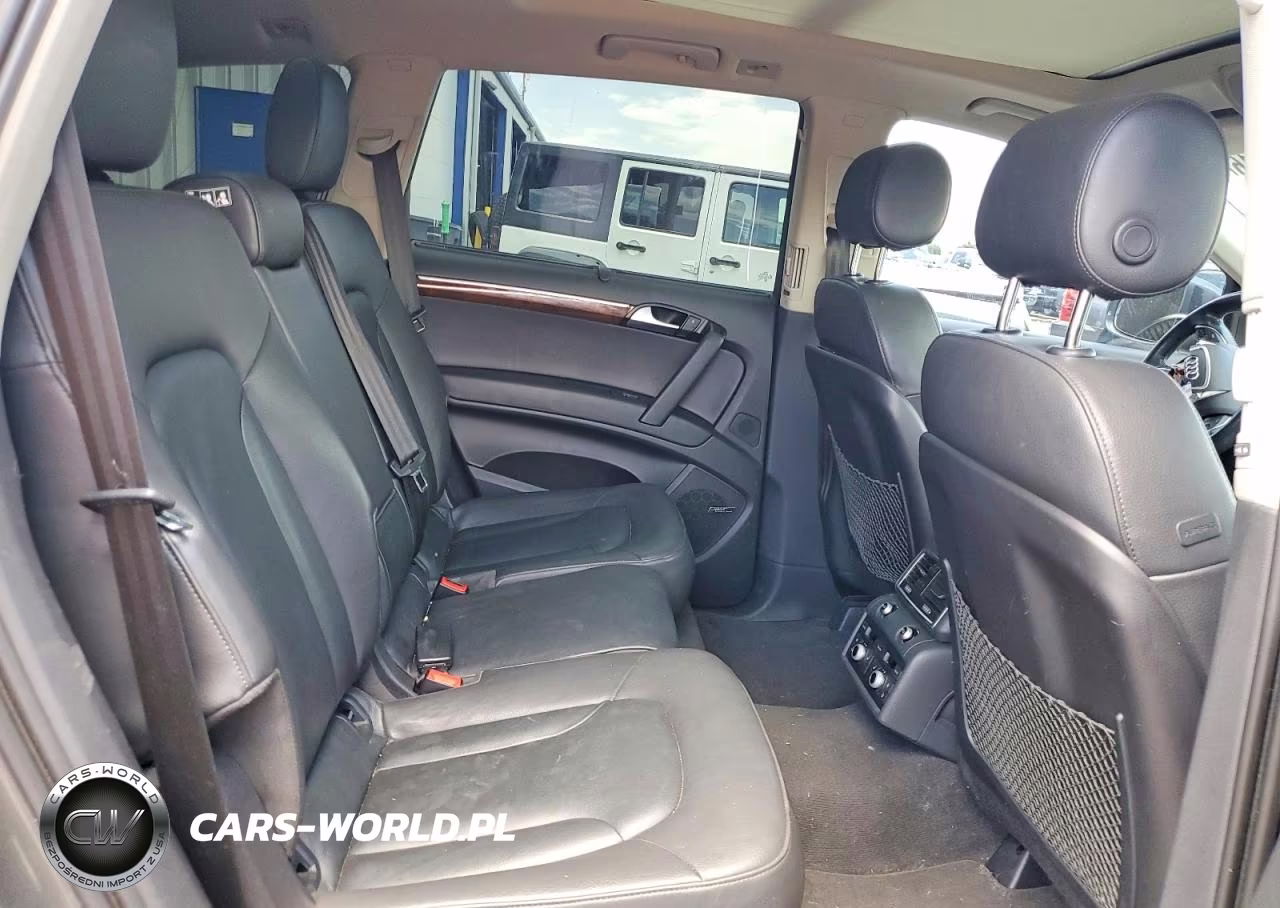 2015 Audi Q7 Premium Plus VIN:WA1LGAFE4FD029837 - 11