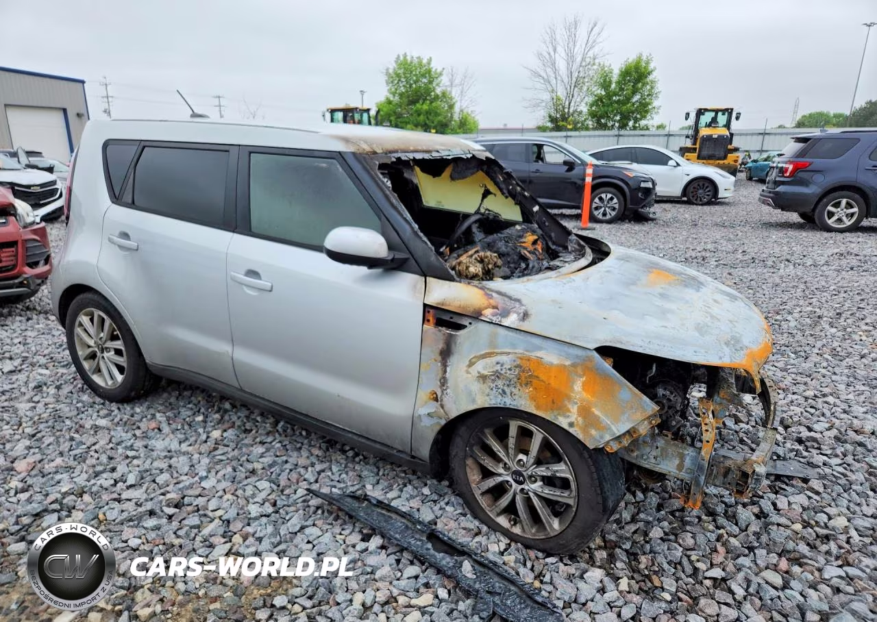 2017 Kia Soul + VIN:KNDJP3A57H7412592 - 4