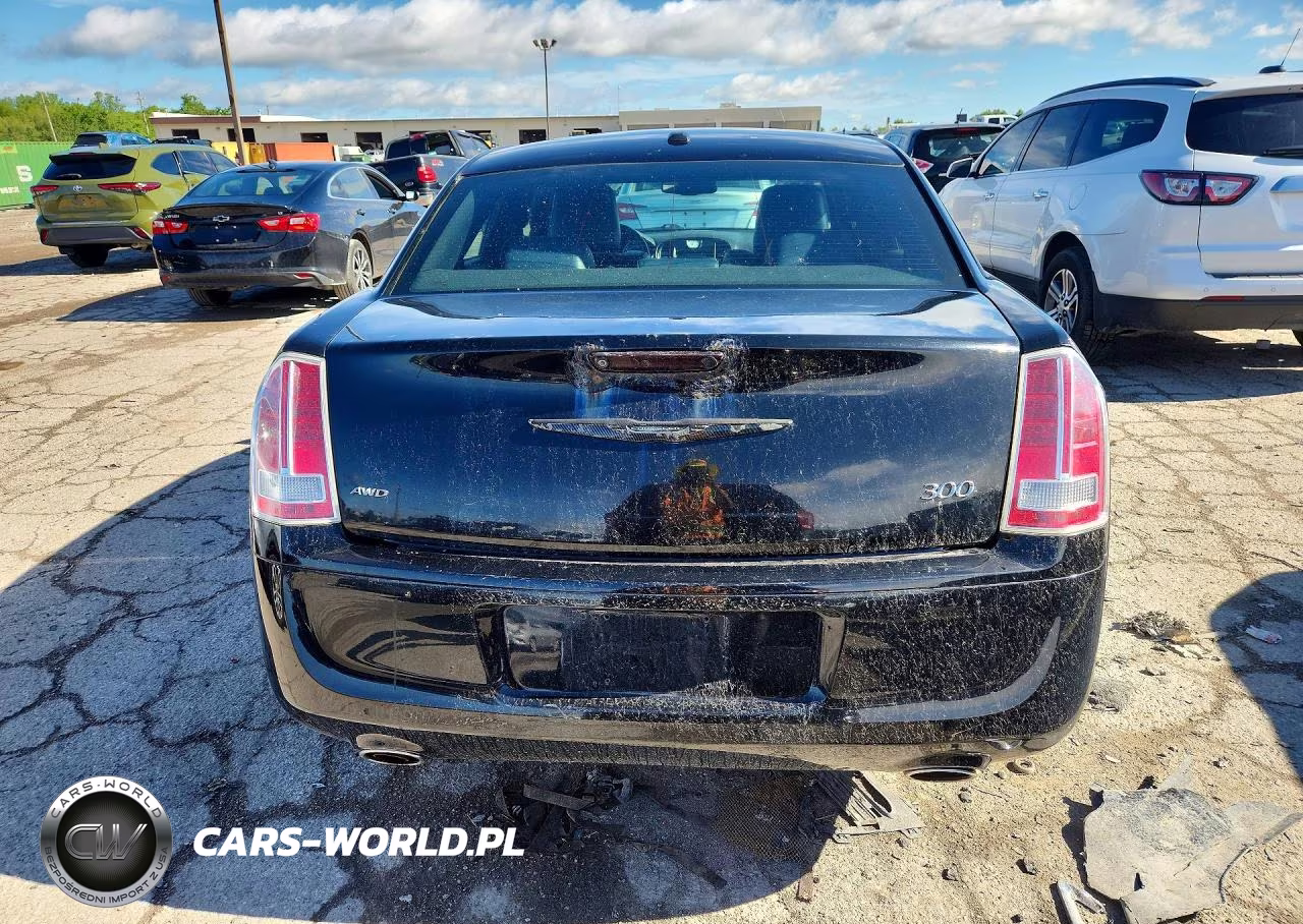 2014 Chrysler 300 S VIN:2C3CCAGG4EH352776 - 6
