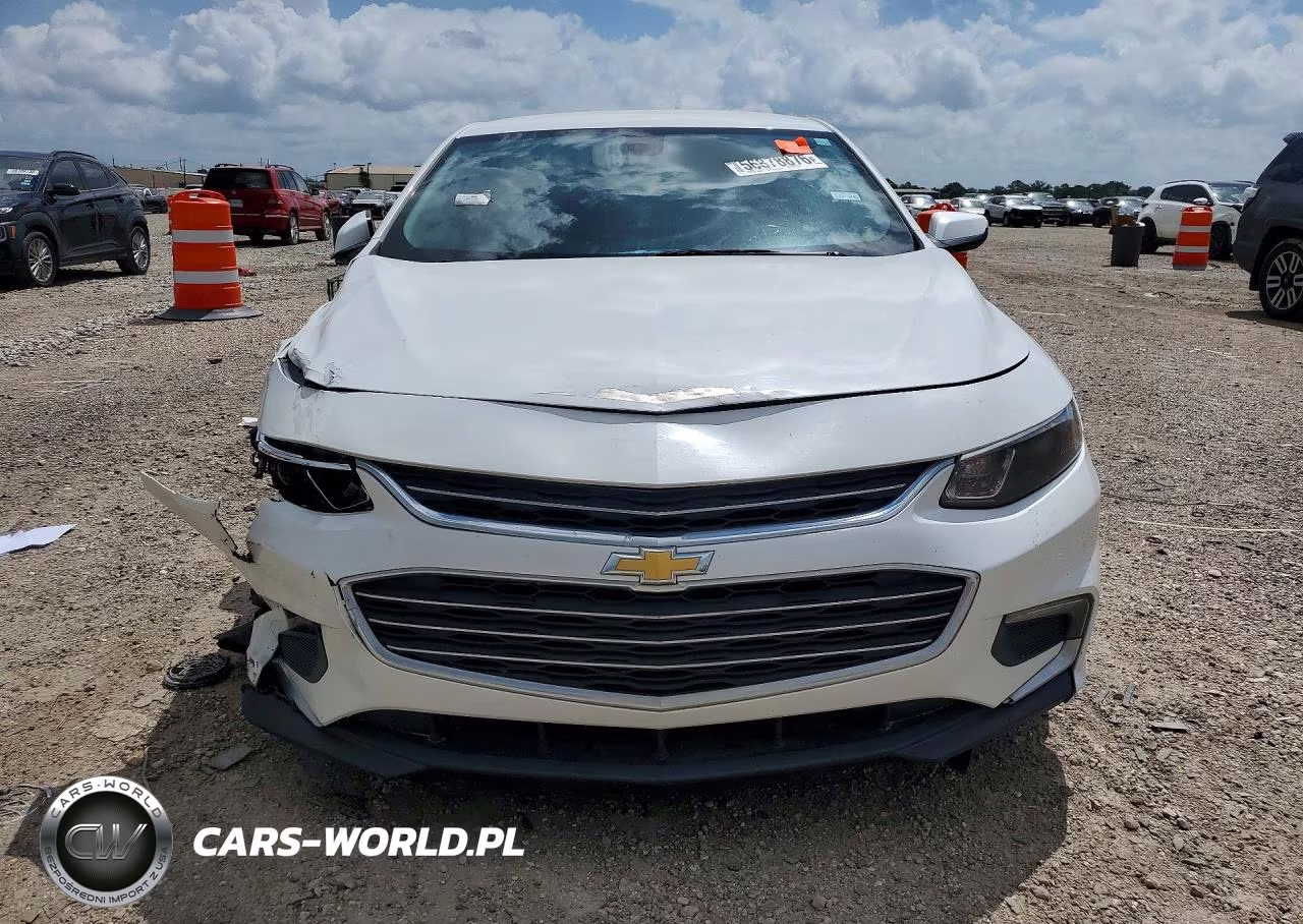 2018 Chevrolet Malibu Lt VIN:1G1ZD5ST2JF131857 - 5