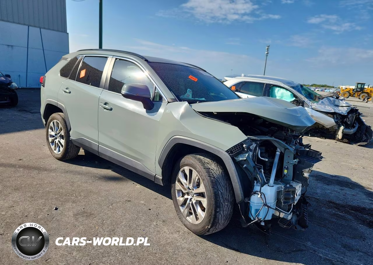 2021 Toyota Rav4 Xle Premium VIN:2T3C1RFV6MW135969 - 4