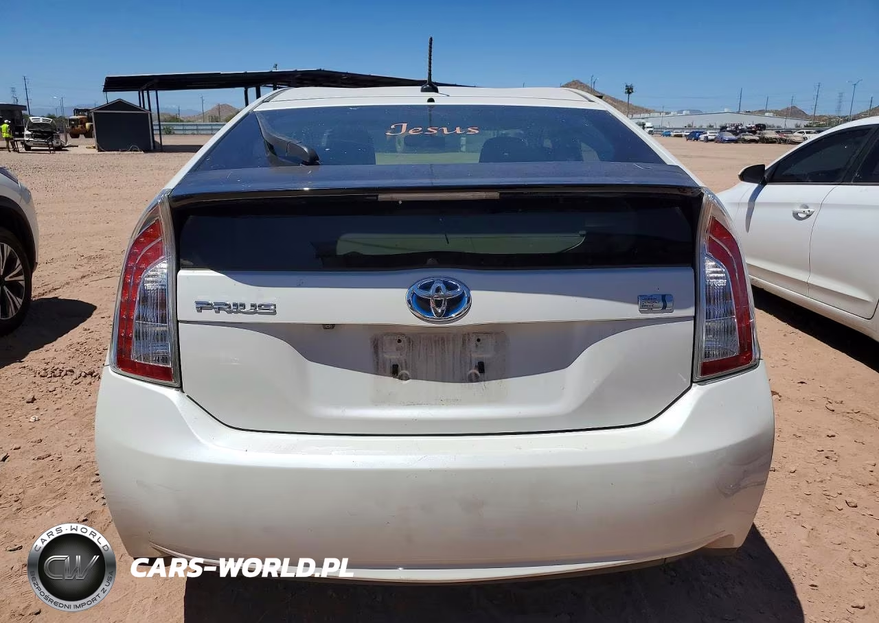2013 Toyota Prius Three VIN:JTDKN3DU8D0344481 - 6
