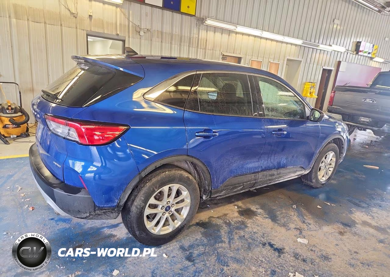 2022 Ford Escape Se VIN:1FMCU9G68NUA58630 - 3