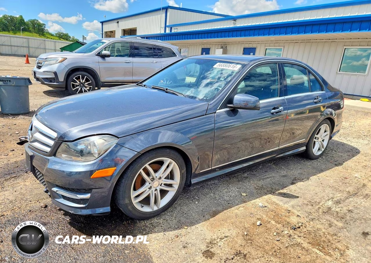 2013 Mercedes-Benz C 250 – zdjęcie 1 z 12