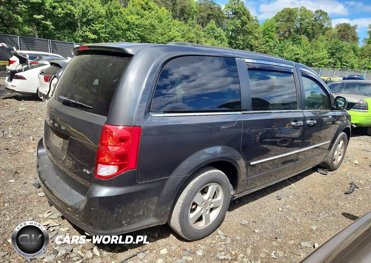 2012 Dodge Grand Caravan Sxt VIN:2C4RDGCG1CR167622 - 3
