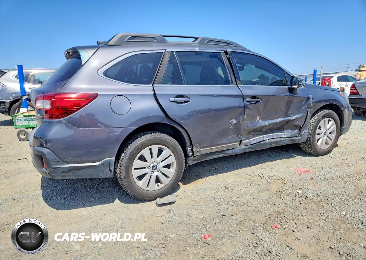2019 Subaru Outback 2.5I Premium VIN:4S4BSAFCXK3303505 - 3