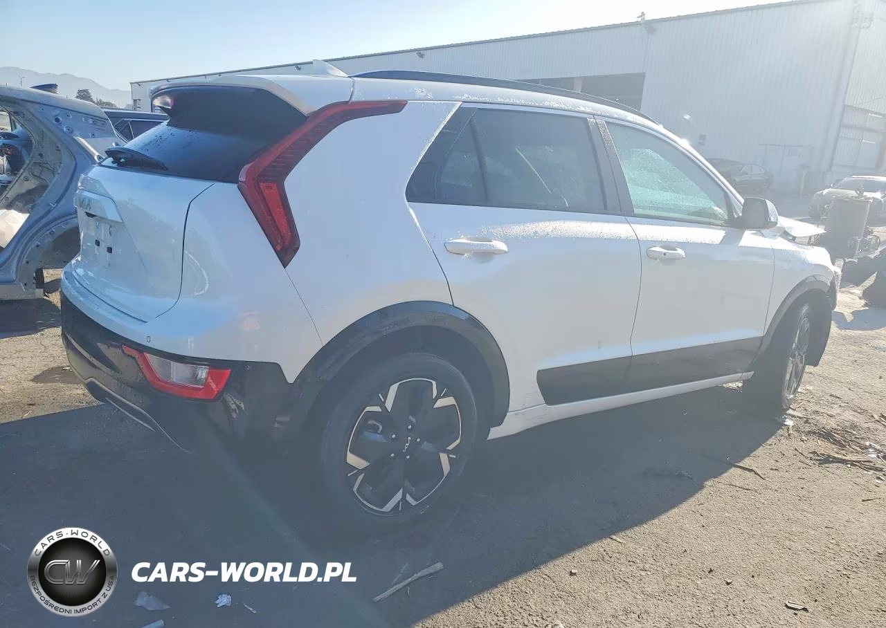 2023 Kia Niro Wind VIN:KNDCR3L18P5045242 - 3