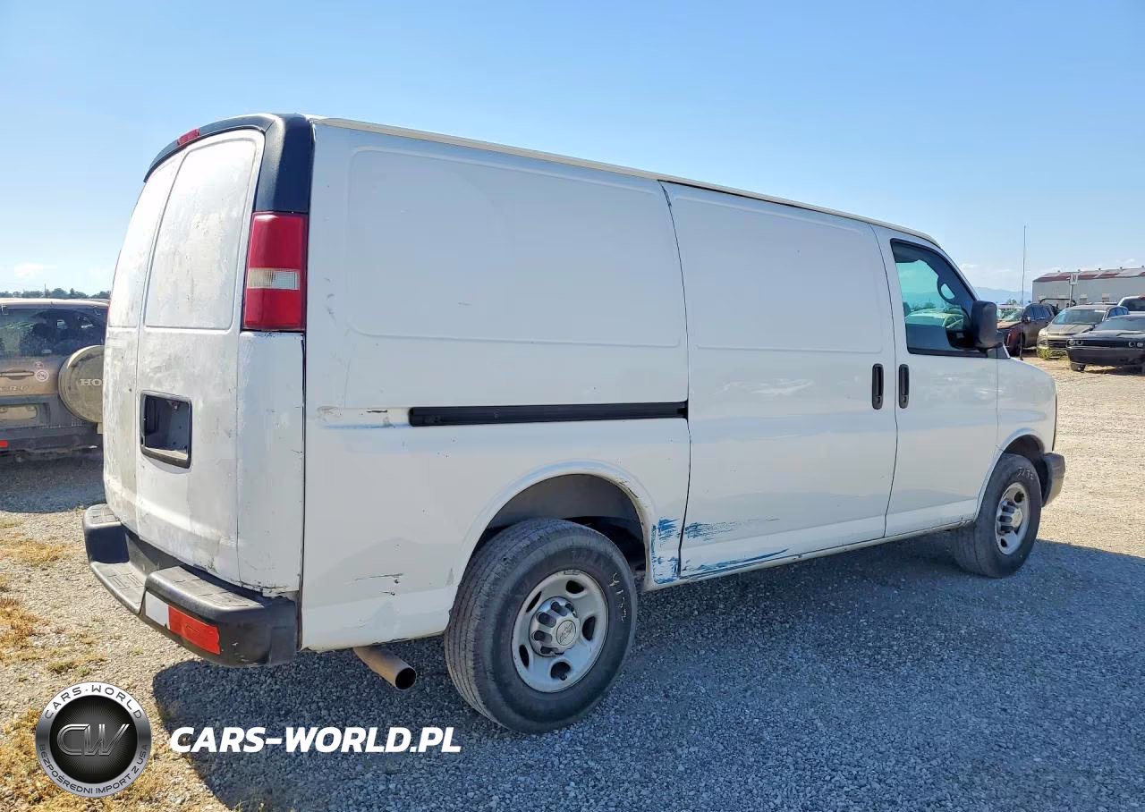 2010 Chevrolet Express G2500 VIN:1GCZGFBA7A1141462 - 3