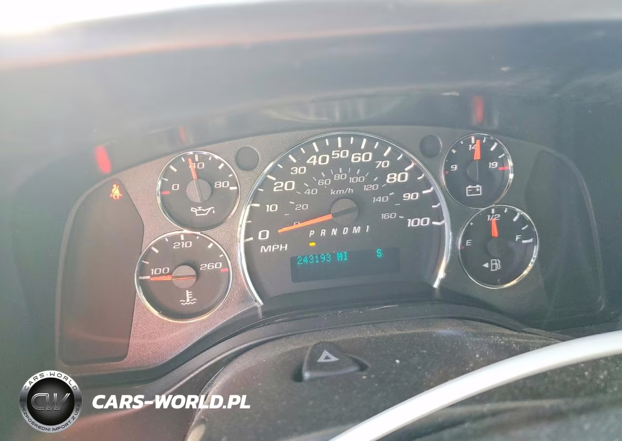 2010 Chevrolet Express G2500 VIN:1GCZGFBA7A1141462 - 9
