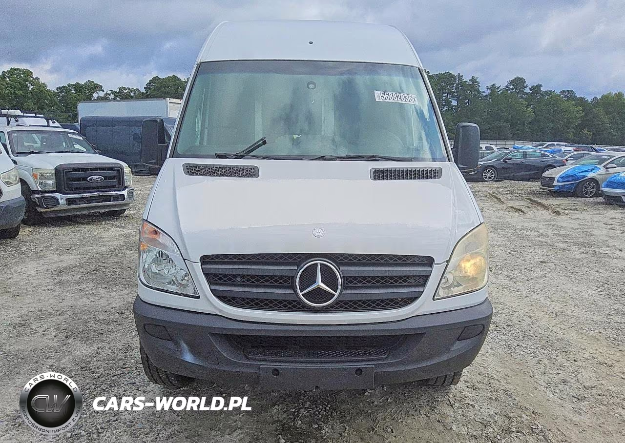 2012 Mercedes Benz Sprinter 2500 Delivery Van VIN:WD3PE8CB0C5674629 - 5