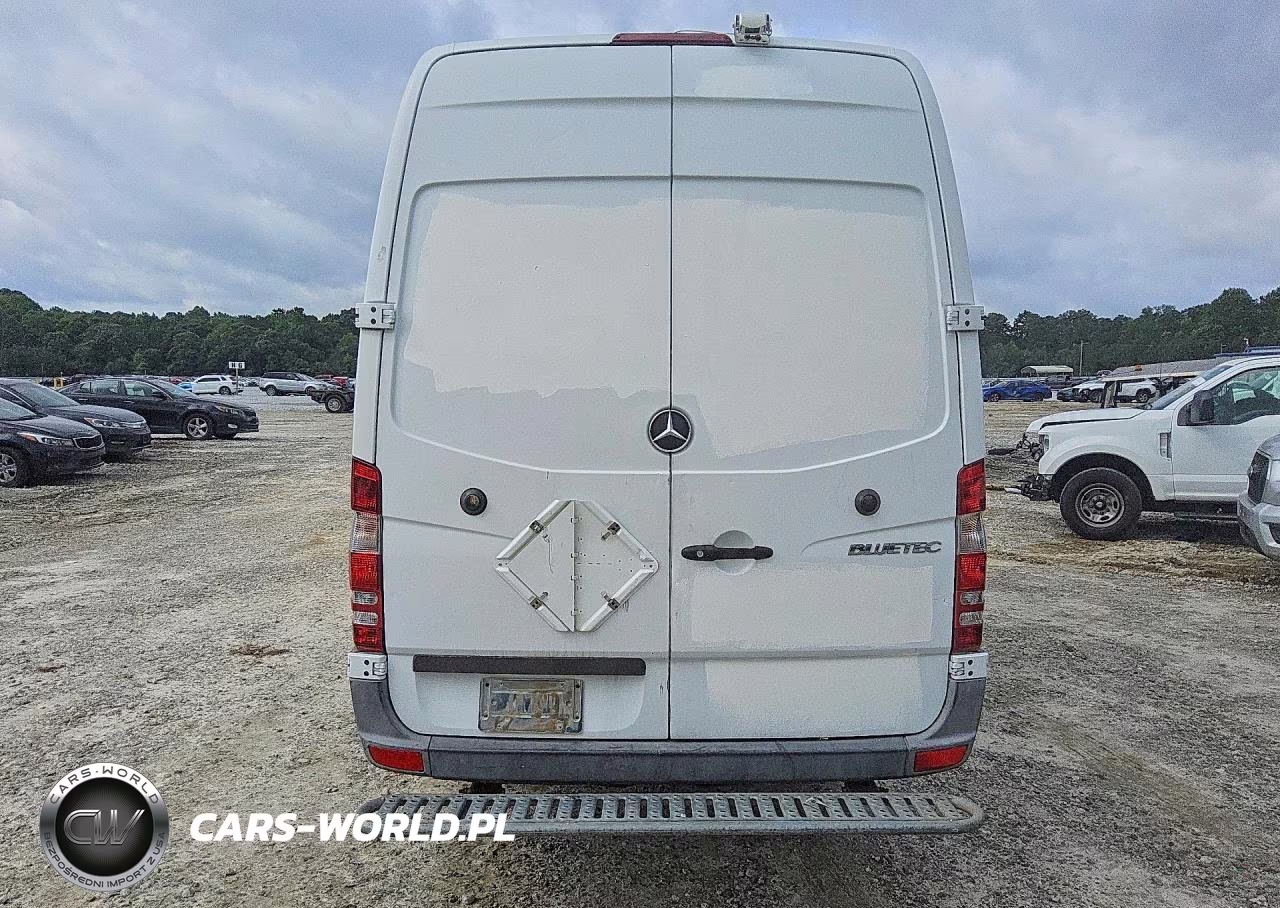 2012 Mercedes Benz Sprinter 2500 Delivery Van VIN:WD3PE8CB0C5674629 - 6