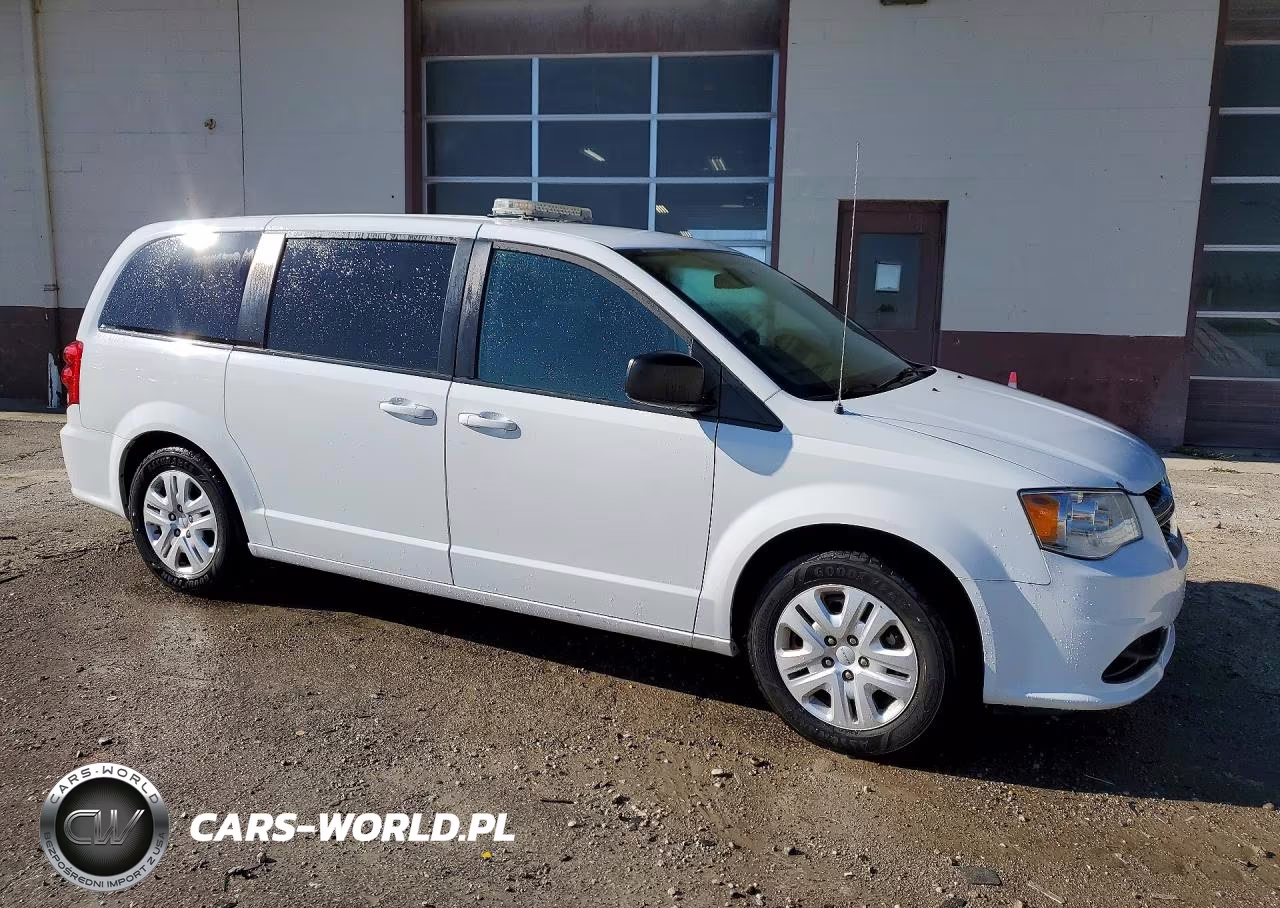 2018 Dodge Grand Caravan Se VIN:2C4RDGBG4JR151574 - 4