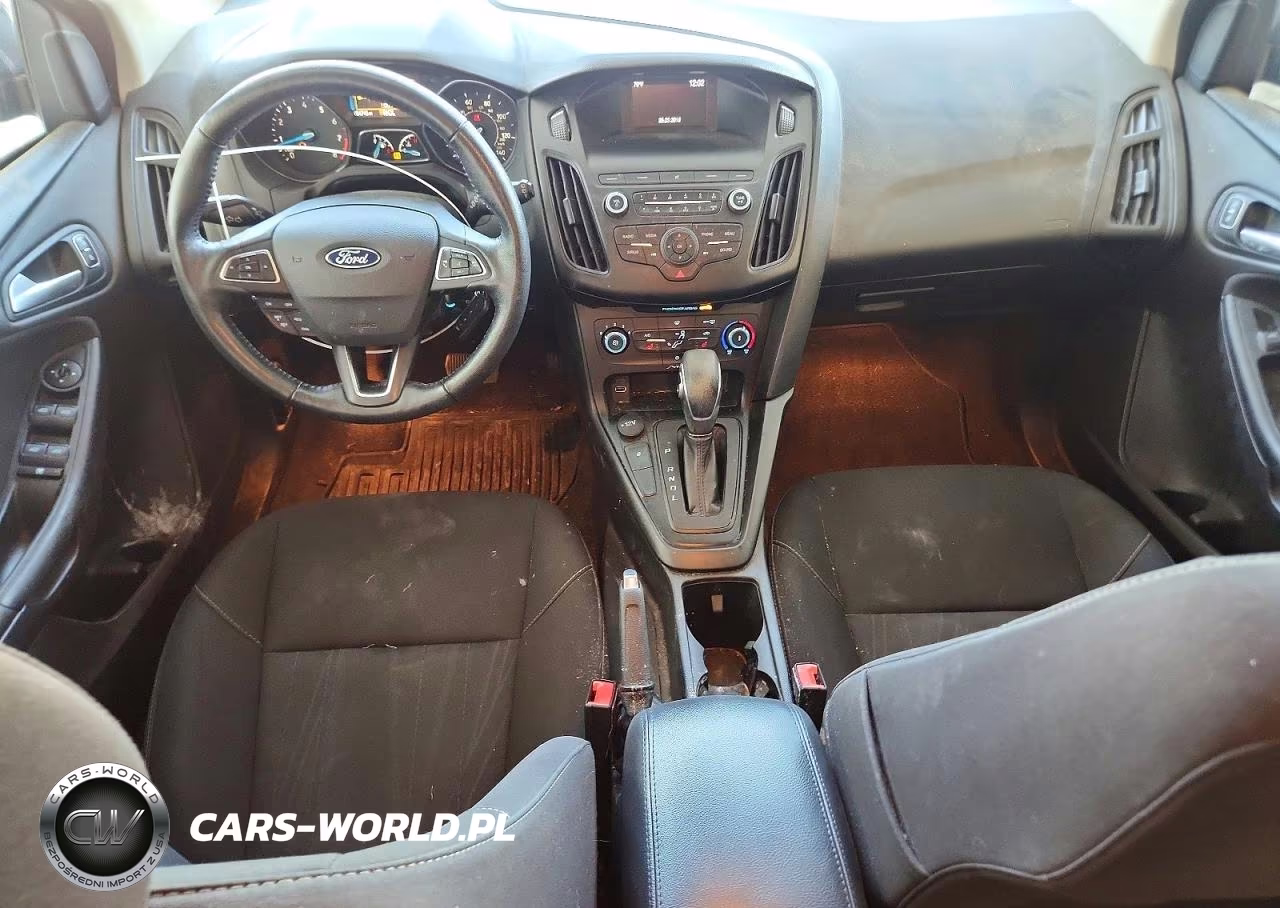 2018 Ford Focus Se VIN:1FADP3K22JL305907 - 8