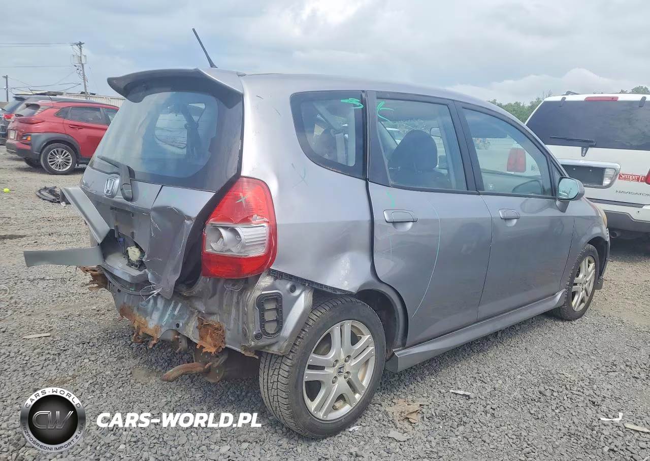 2008 Honda Fit Sport VIN:JHMGD38638S021694 - 3