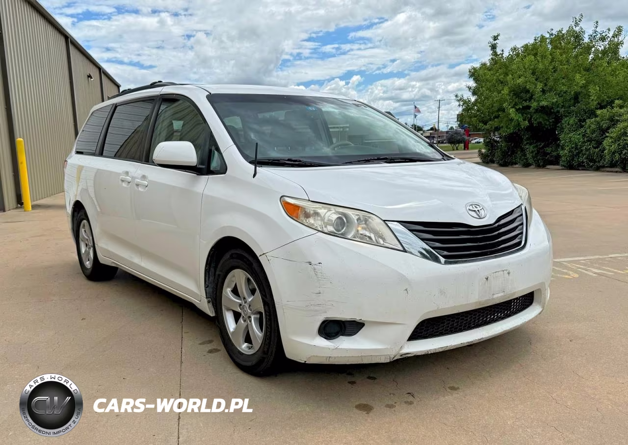 2014 Toyota Sienna Le