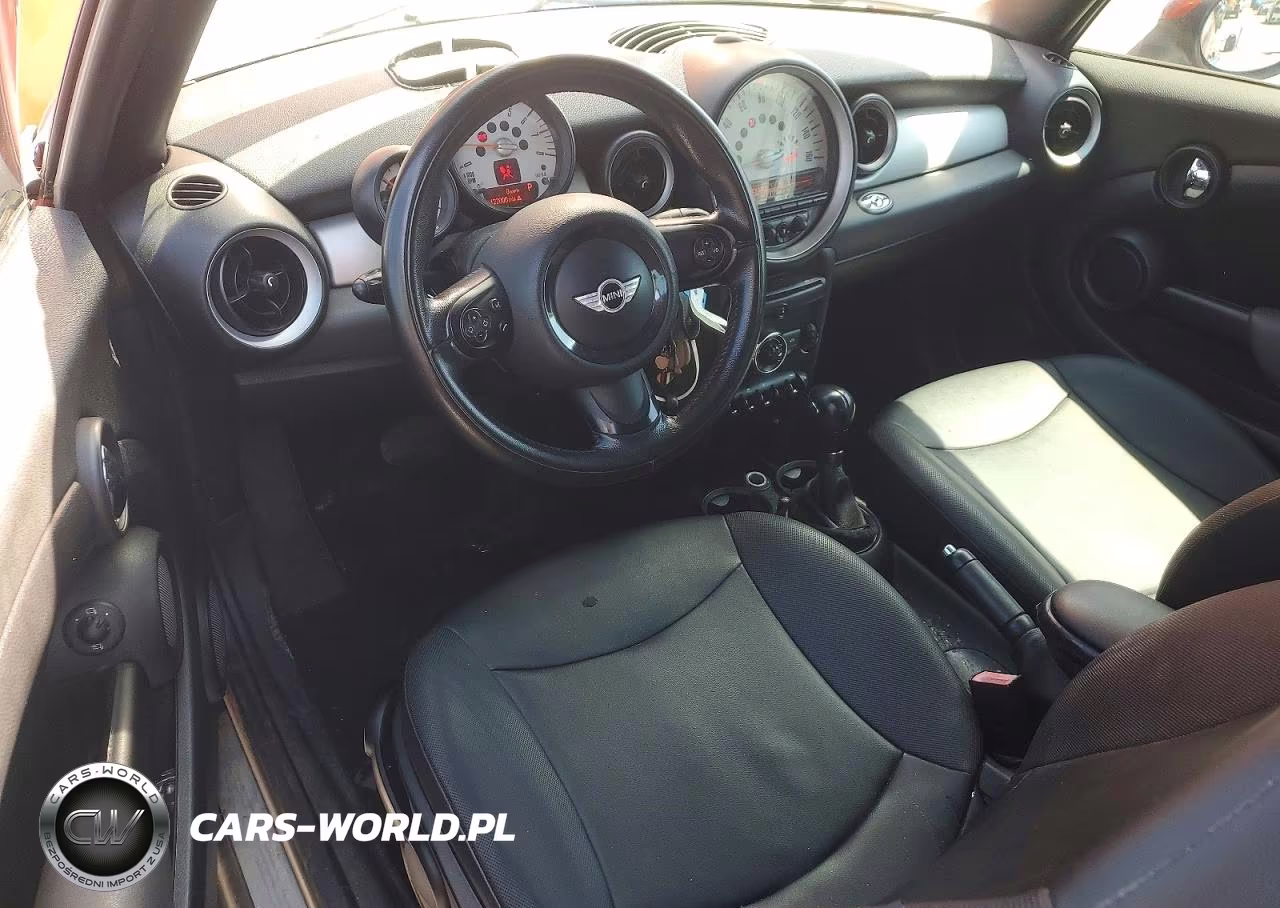 2011 Mini Cooper VIN:WMWZN3C53BT133061 - 8