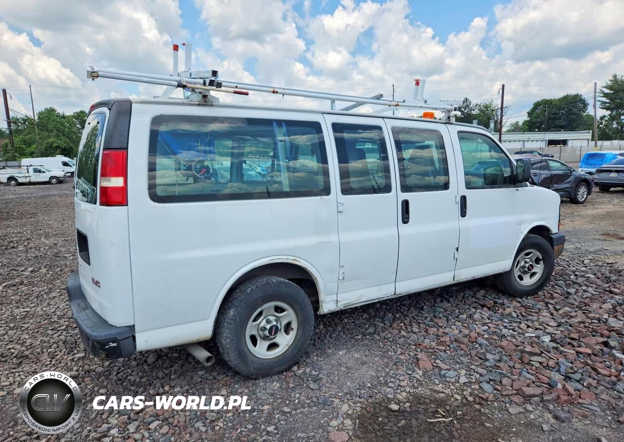 2007 GMC Savana G1500 VIN:1GKFG15T071204773 - 3