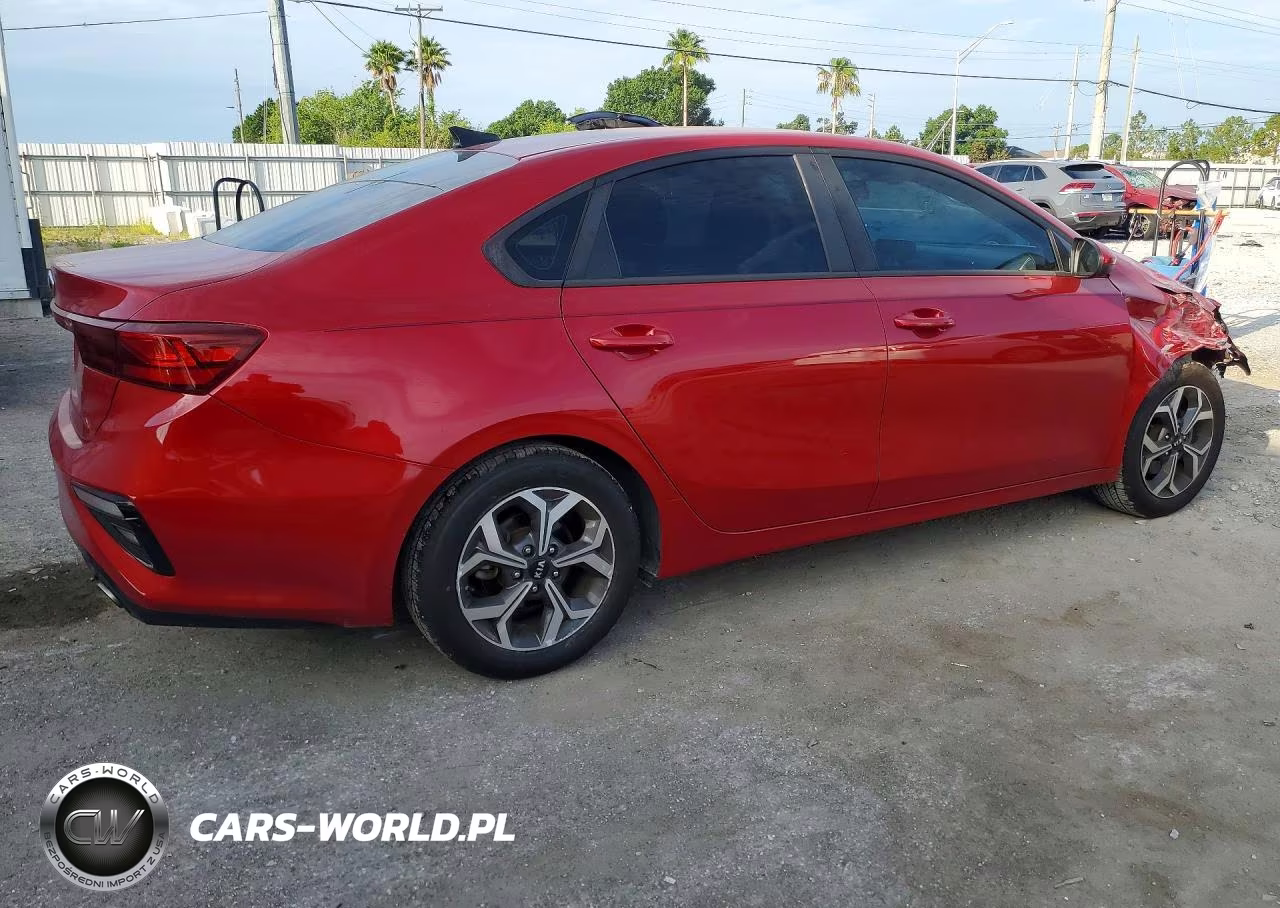2019 Kia Forte Lxs VIN:3KPF24AD3KE057784 - 3