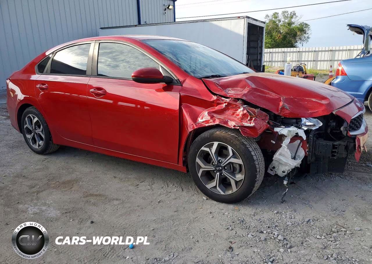 2019 Kia Forte Lxs VIN:3KPF24AD3KE057784 - 4
