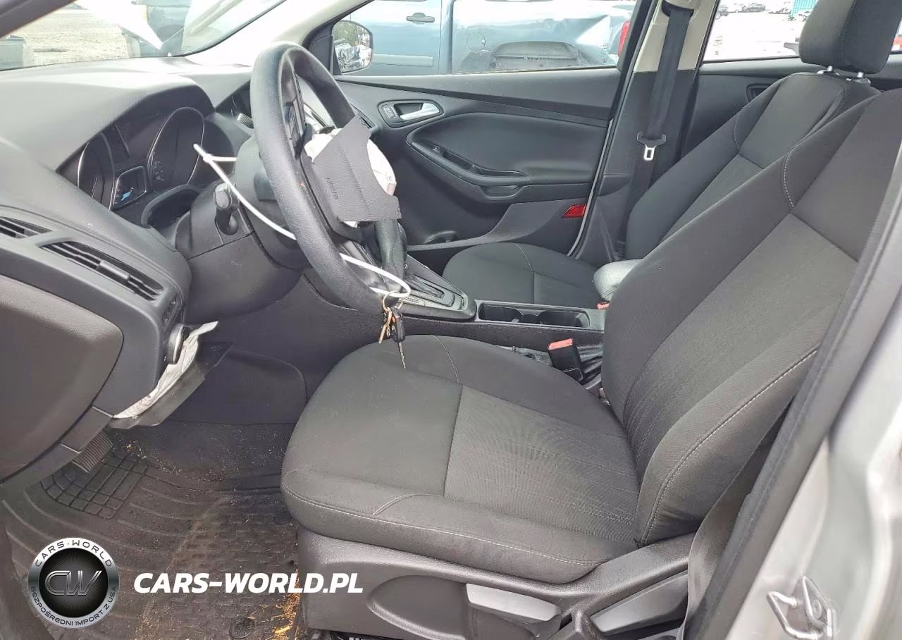 2017 Ford Focus Se VIN:1FADP3F26HL207144 - 7