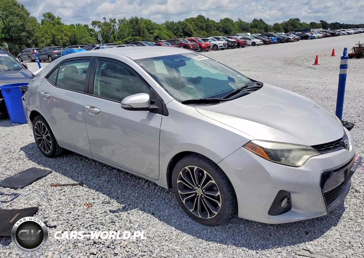 2015 Toyota Corolla S Plus VIN:2T1BURHEXFC330681 - 4