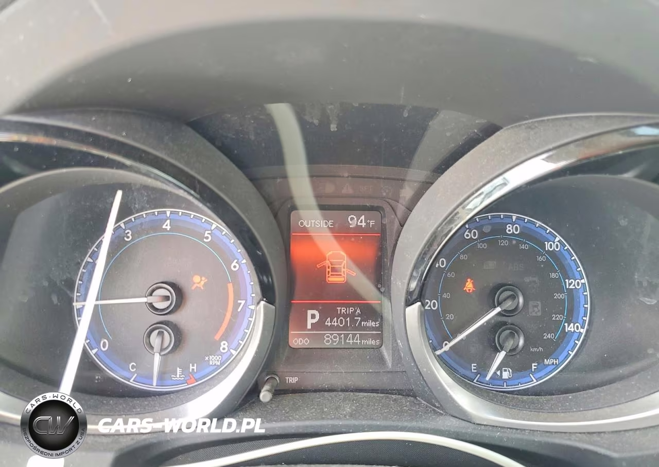 2015 Toyota Corolla S Plus VIN:2T1BURHEXFC330681 - 9