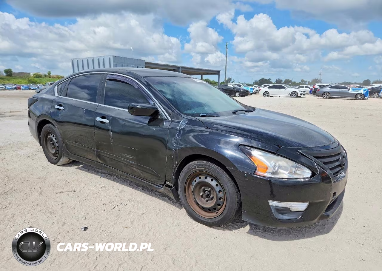 2015 Nissan Altima 2.5 S VIN:1N4AL3AP8FC412706 - 4