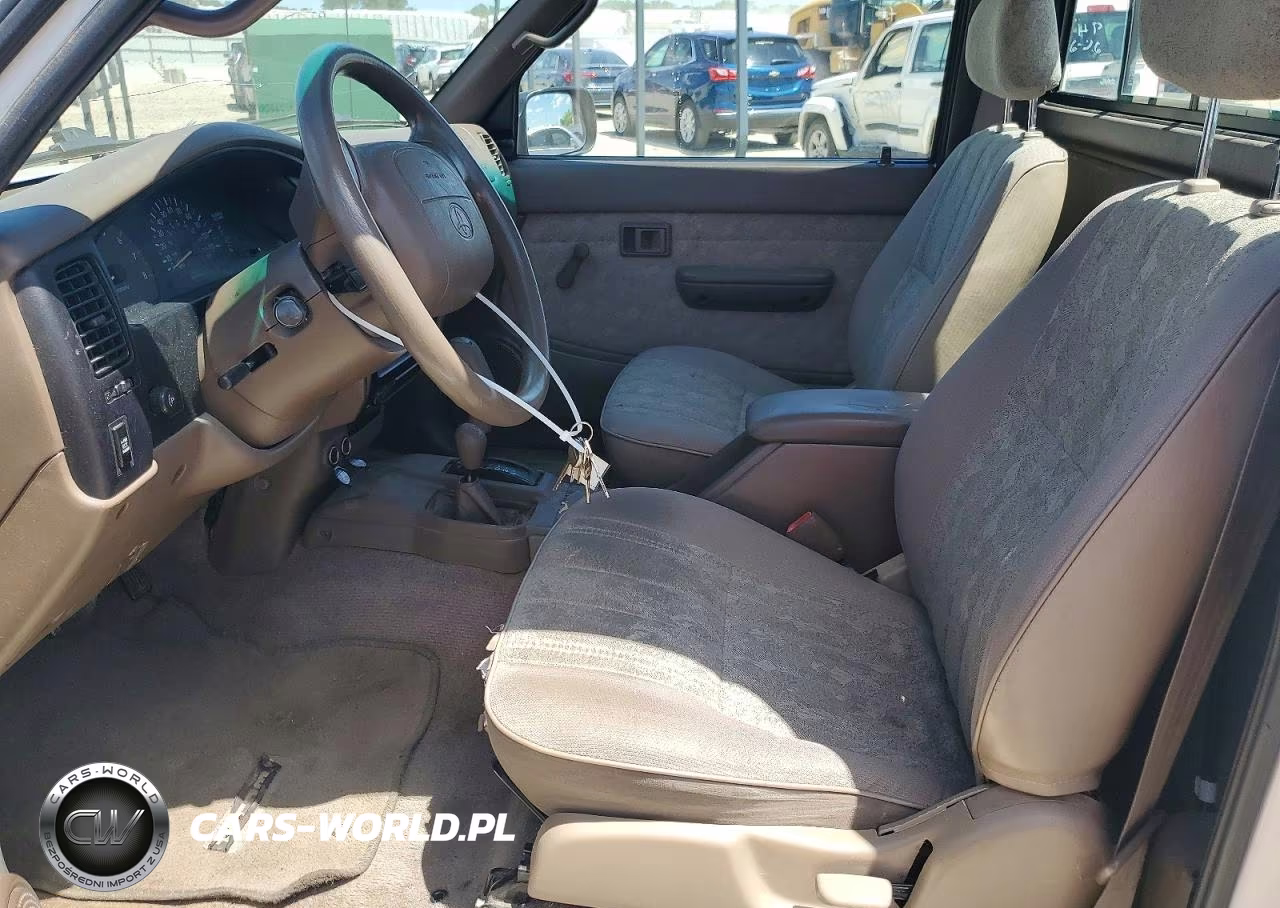 2000 Toyota Tacoma Base VIN:4TAPM62N3YZ577039 - 7