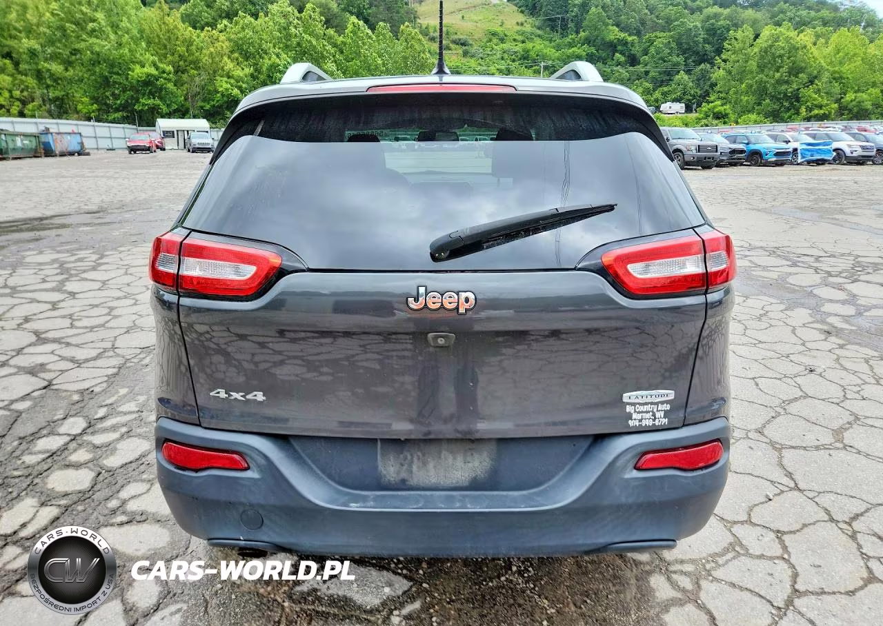 2015 Jeep Cherokee Latitude VIN:1C4PJMCB6FW751349 - 6