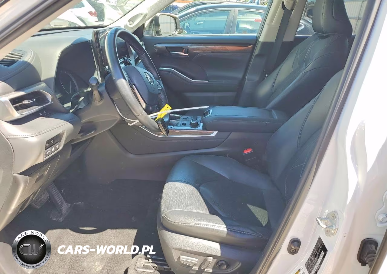 2020 Toyota Highlander Platinum VIN:5TDFZRBH3LS021577 - 7