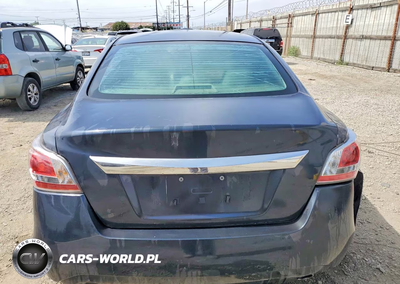 2015 Nissan Altima 2.5 S VIN:1N4AL3AP3FN384477 - 6