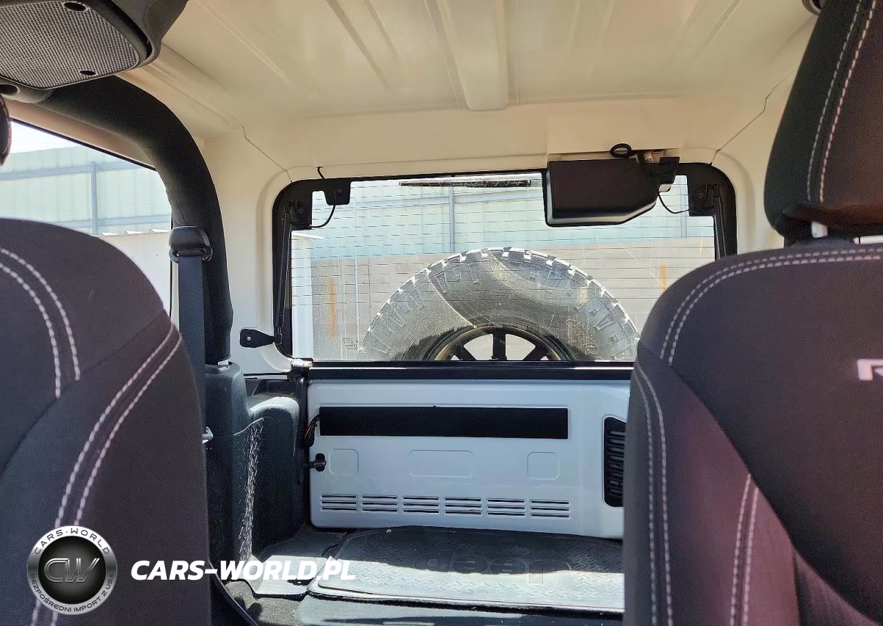 2015 Jeep Wrangler Rubicon VIN:1C4BJWCG0FL757599 - 10