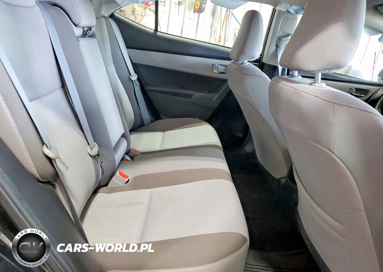 2018 Toyota Corolla Le VIN:2T1BURHE6JC065590 - 10