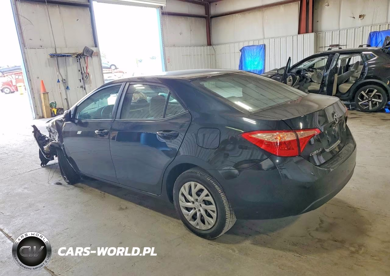 2018 Toyota Corolla Le VIN:2T1BURHE6JC065590 - 2