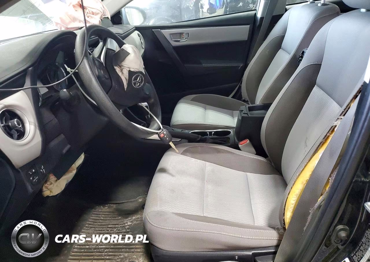 2018 Toyota Corolla Le VIN:2T1BURHE6JC065590 - 7