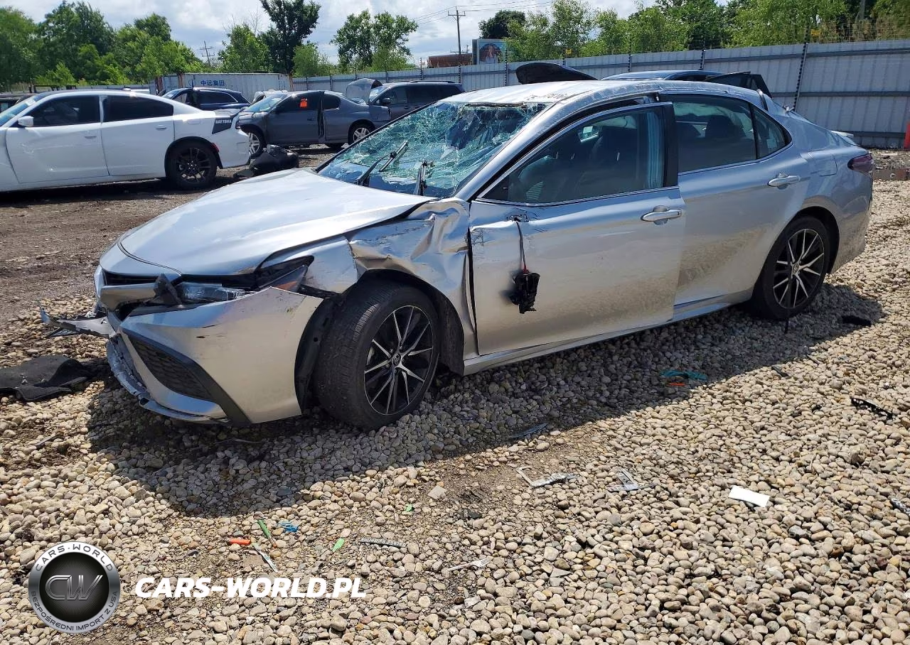 2021 Toyota Camry Se – zdjęcie 1 z 12