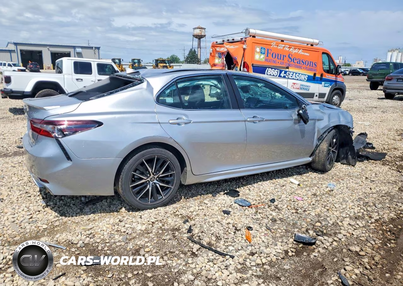 2021 Toyota Camry Se VIN:4T1G11AK2MU581884 - 3