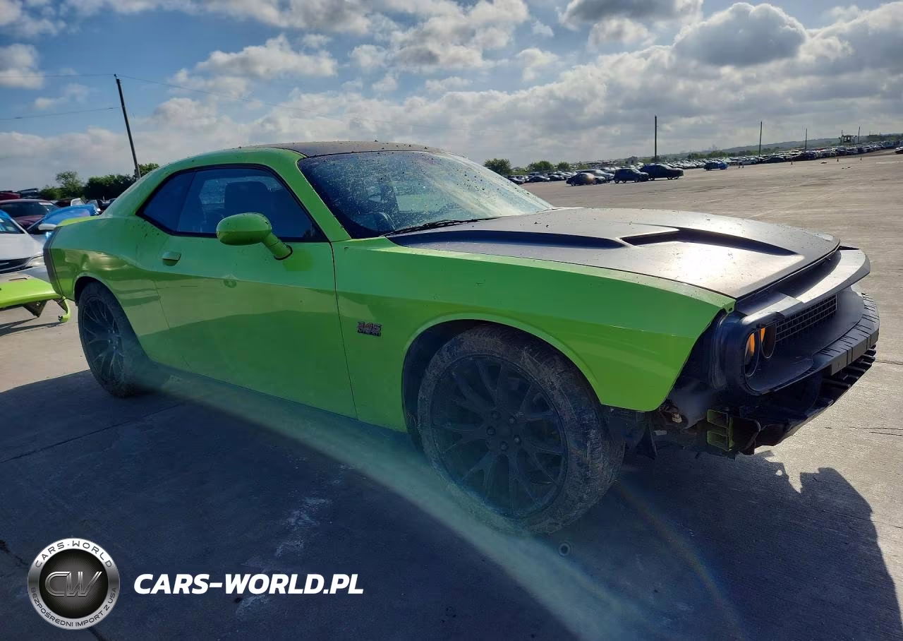 2015 Dodge Challenger Sxt VIN:2C3CDZAT9FH869249 - 4
