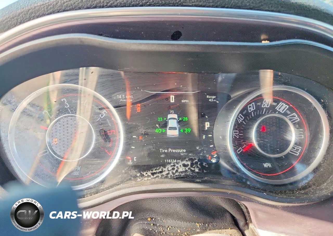 2015 Dodge Challenger Sxt VIN:2C3CDZAT9FH869249 - 9